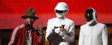 Les Daft Punk et Pharrell Williams (à gauche) lors des Grammy Awards 2014.
