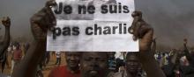 Des Nigérians manifestent samedi 17 contre la dernière Une de "Charlie Hebdo" caricaturant le prophète Mahomet. 