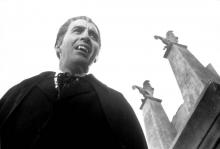 Christopher Lee incarnant le comte Dracula dans le film "Le Cauchemar de Dracula" en 1958.
