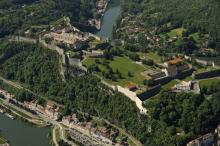 Vue aérienne de la citadelle de Besançon