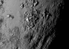 La surface de Pluton photographiée par New Horizons.