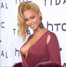 Beyoncé Décolleté1 Octobre 2015