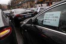 Manifestation de chauffeurs de VTC et LOTI à Paris.