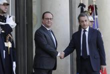 François Hollande Nicolas Sarkozy 15.11.2015 Attentats 13 nov 2015 Poignée