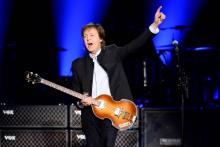 Paul McCartney sur la scène de Bercy.