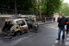voiture police brûlé Paris