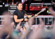 Le chanteur Bruce Springsteen.