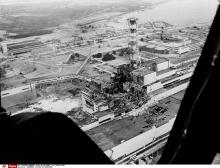 La centrale de Tchernobyl en 1986, trois jours après l'explosion du réacteur.