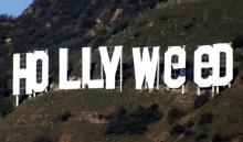 Les lettres blanches d'Hollywood transformées en Hollyweed la nuit du jour de l'An