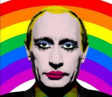 En Russie, les autorités russes ont interdit le partage d'une photo du président Vladimir Poutine maquillé de façon extravagante devant le drapeau multicolore de la communauté homosexuelle.
