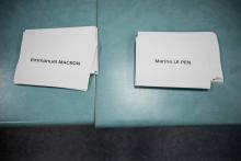 Montage de portraits de Emmanuel Macron et Marine Le Pen réalisé le 23 avril 2017
