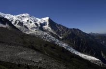 Le Mont-Blanc a perdu 1 cm en deux ans, a annoncé jeudi à l'AFP un géomètre expert