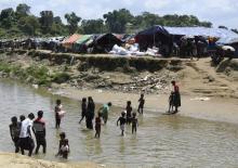 Réfugiés Rohingyas dans le camp de Jalpatoli sur sur un bout de territoire entre la Birmanie et le B