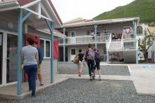 Reprise des cours dans un lycée privé de Concordia, sur l'île de Saint-Martin, le 27 septembre 2017