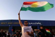 Des Kurdes irakiens manifestent le 29 septembre 2017 à l'aéroport d'Erbil, après la décision du gouv