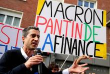 Le député La France Insoumise (LFI) Francois Ruffin, à Amiens devant l'usine Whirlpool, le 3 octobre