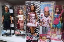 Le fabricant de jouets américain Mattel prévoit des suppressions d'emplois et des fermetures d'usine