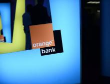 "Orange Bank c'est une curiosité et probablement une menace" pour les banques traditionnelles, expli