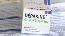 Une boîte de l'anti-épileptique Dépakine utilisée par des parents de victimes, le 13 décembre 2016 à