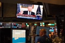 Donald Trump sur les écrans de télévision des traders au New York Stock Exchange le 15 novembre 2017