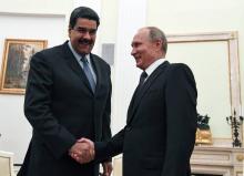 Le président vénézuélien Nicola Maduro et le président russe Vladimir Poutine, au Kremlin à Moscou, 