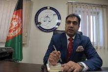 Le directeur-exécutif du Centre de Justice anti-corruption afghan, Rohullah Abed, à Kaboul, le 7 nov