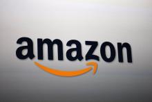 Le logo d'Amazon projeté lors d'une conférence de presse le 6 septembre 2012 à Santa Monica, en Cali