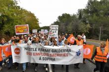 Manifestation des salariés du laboratoire Galderma à Sofia Antipolis, près de Nice, le 9 novembre 20