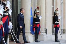 Emmanuel Macron, le 6 novembre 2017 à l'Elysée, reçoit lundi et mardi les principaux responsables po