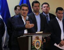 Le président sortant hondurien, Juan Orlando Hernandez le 6 décembre 2017 à Tegicigalpa, a été décla