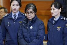 Choi Soon-Sil (c), confidente de l'ex-présidente sud-coréenne Park Geung-Hye, à la Cour constitution