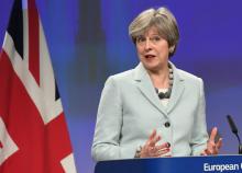 La Première ministre britannique Theresa May lors d'une conférence de presse, le 8 décembre 2017 à B