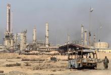La raffinerie de Baïji, très endommagée, juste après avoir été reprise au groupe Etat islamique (EI)
