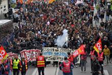 Manifestation des agents publics contre les mesures du gouvernement les concernant, à Nantes, le 10 