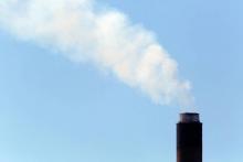 La France n'a pas tenu ses objectifs d'émissions de gaz à effet de serre en 2016, selon le premier bilan provisoire publié lundi par le ministère de la Transition écologique, des résultats qui "appell