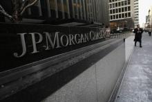 Devant le siège de JPMorgan Chase à New York, le 8 janvier 2014