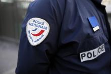 Deux policiers ont été pris à partie et l'un d'entre eux a été frappé à Aulnay-sous-Bois (Seine-Saint-Denis) alors qu'ils voulaient contrôler un scooter volé