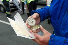 Saisie de graines de cannabis par des gendarmes près de Tours en France, le 30 mai 2014