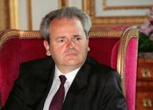 Portrait d'archives du président de la fédération yougoslave Slobodan Milosevic lors d'une conférence de presse à Paris le 29 août 1991 à Paris. Une comédie musicale consacrée à l'ex-patron de la Serb