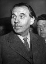Portrait daté du 12 octobre 1951 à Paris de l'écrivain Louis-Ferdinand Céline