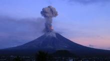 Le volcan Mayon en éruption aux Philippines, ici photographié depuis un drone le 24 janvier 2018