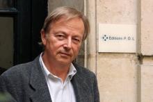 L'éditeur Paul Otchakovsky-Laurens, fondateur des éditions P.O.L. à Paris, le 7 juin 2005