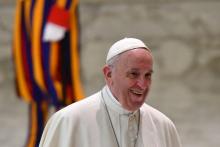 Le pape François arrive à son audience générale hebdomadaire au Vatican, le 10 janvier 2018