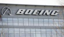 Photo du logo du géant de l'aéronautique Boeing le 13 décembre 2016 à Arlington, Virginie