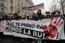 Des lycéens manifestent à Paris contre les réformes sur l'accès à l'université et le baccalauréat, le 6 février 2018