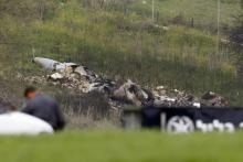Une photo montrant les débris d'un avion de combat F16 israélien qui s'est écrasé en Israël après avoir été touché par des tirs syriens lors d'une frappe israélienne en Syrie, le 10 février 2018