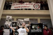 L'occupation le 2 décembre d'un magasin Apple proche de l'Opéra de Paris par une centaine de militants d'Attac