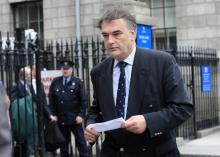 e journaliste britannique Ian Bailey quitte le tribunal de Dublin, le 24 avril 2010