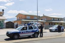Des policiers interviennent à Nouméa, en Nouvelle-Calédonie, le 15 octobre 2013