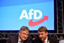 André Poggenburg (D) lors du congrès du parti d'extrême droite allemand AfD (Alternative pour l'Allemagne) le 2 décembre 2017 à Hanovre